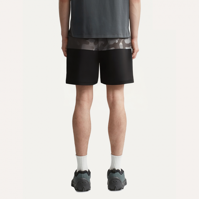 Camouflage print stretch men's sports shorts