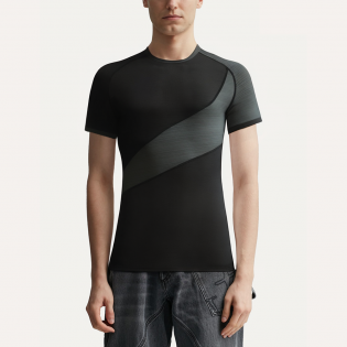 Thin stretch and breathable men’s sports T-shirt