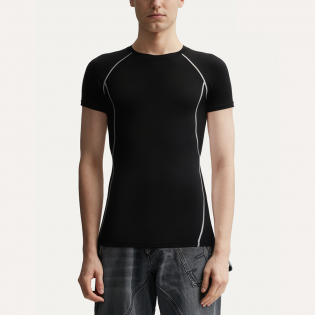 Stylish contrast stitching men's sports T-shirt