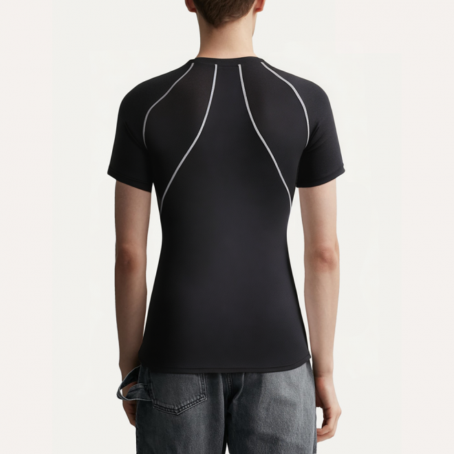 Stylish contrast stitching men's sports T-shirt