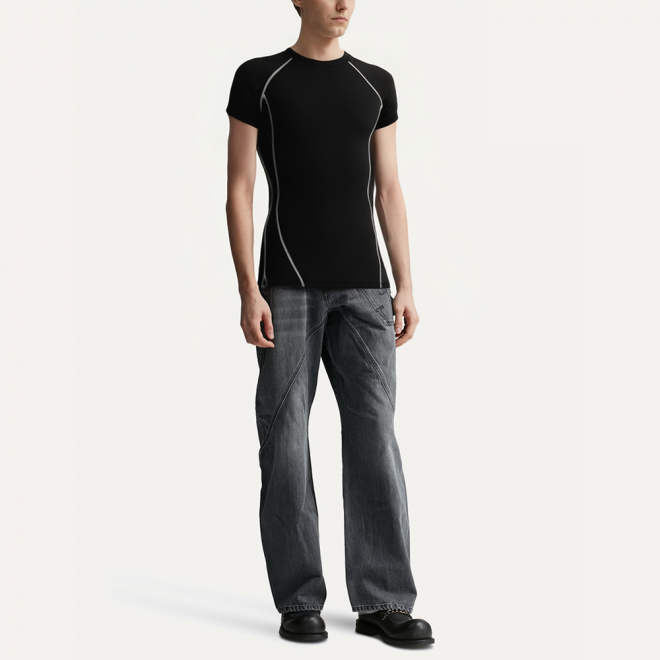 Stylish contrast stitching men's sports T-shirt