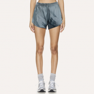 Lightweight quick drying women's shorts