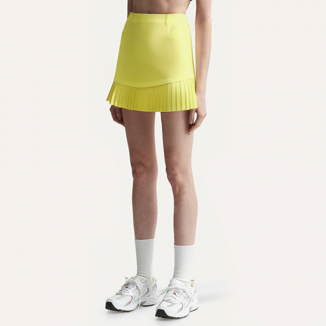 Yellow pleated casual women's short skirt